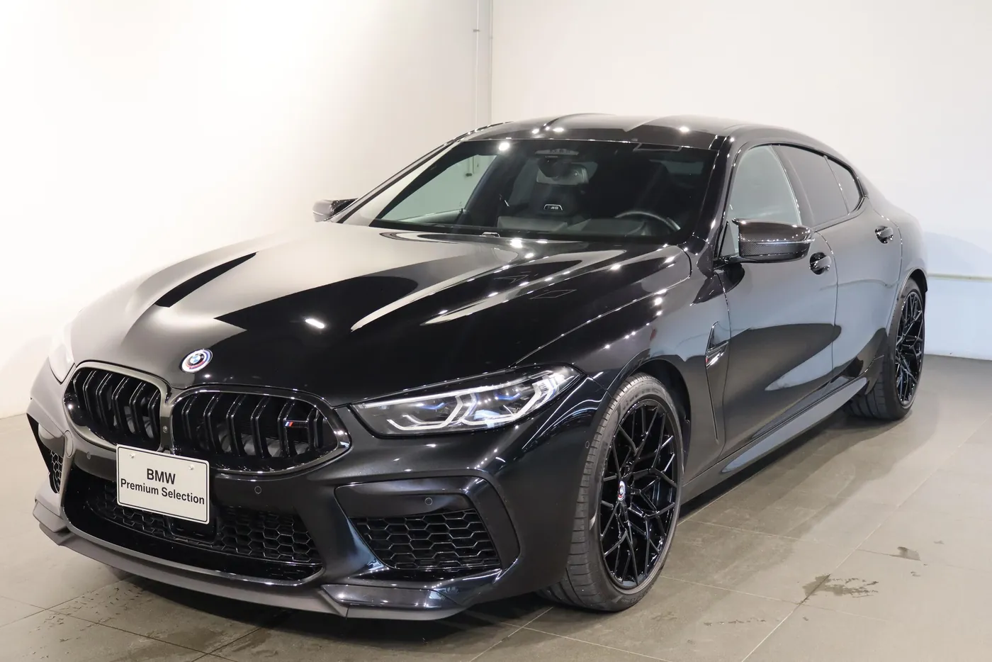 BMW M8グランクーペ