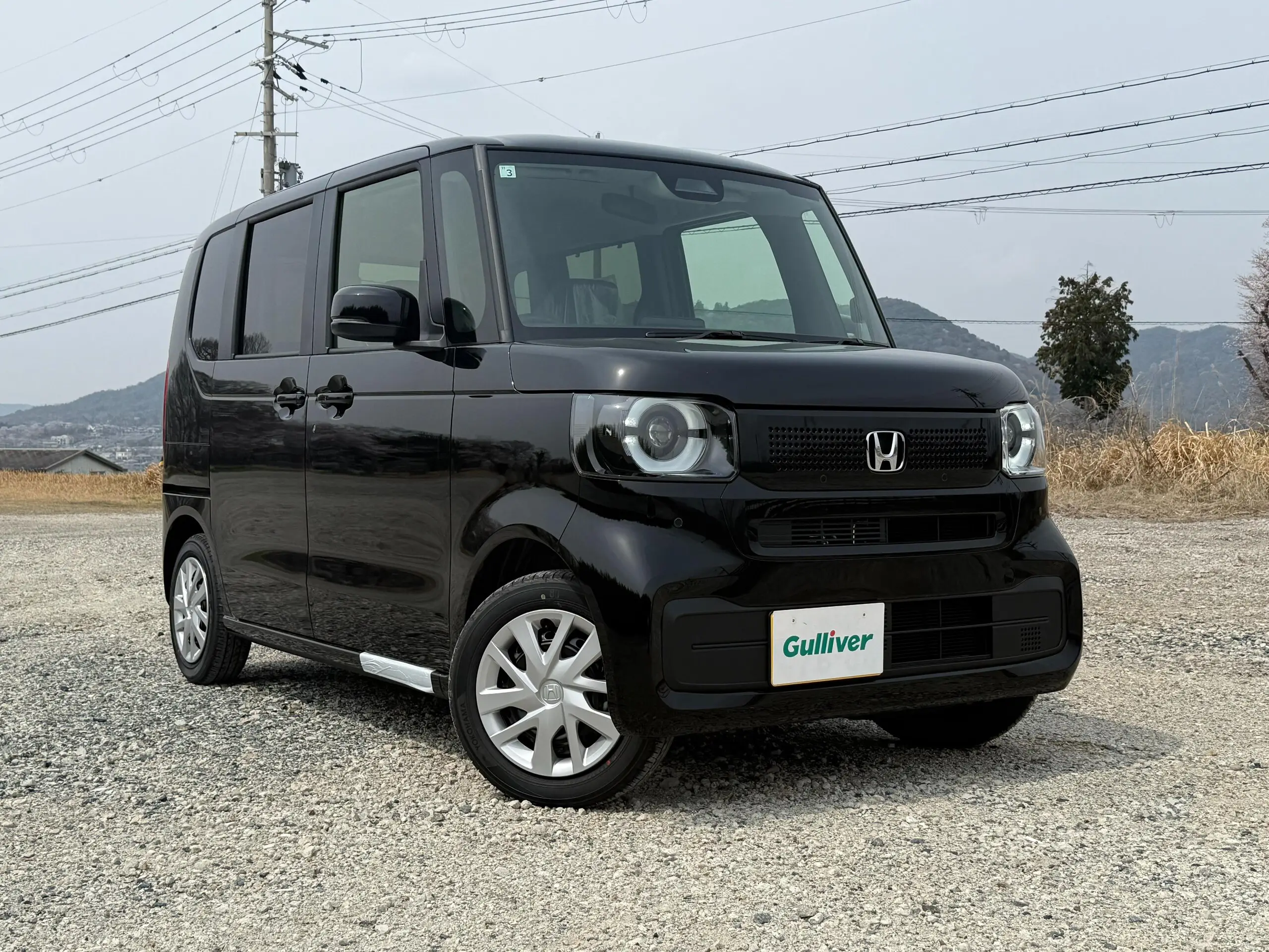 HONDA R8年式 N-BOX ベースグレード 黒色