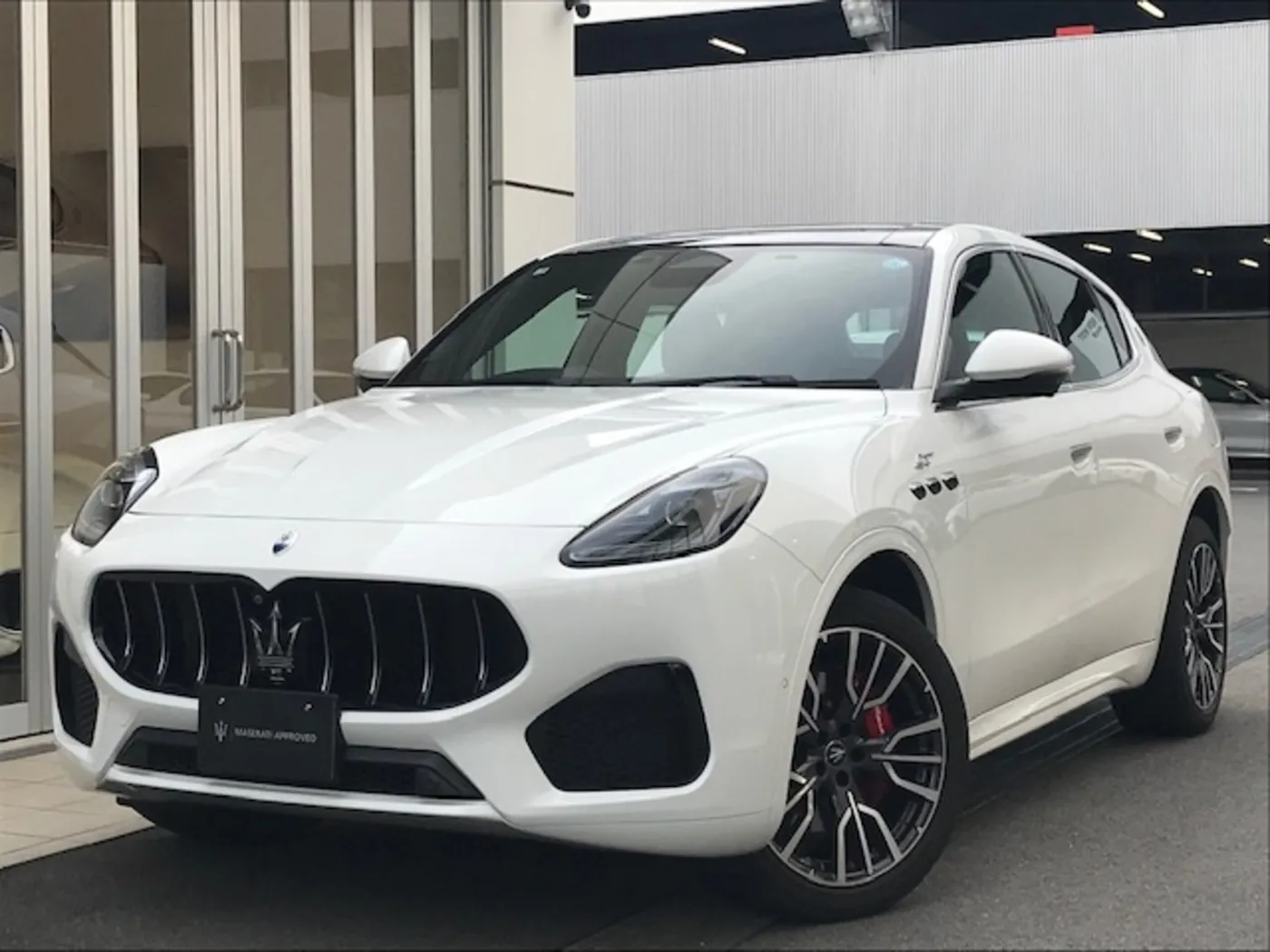 MASERATI グレカーレ GT