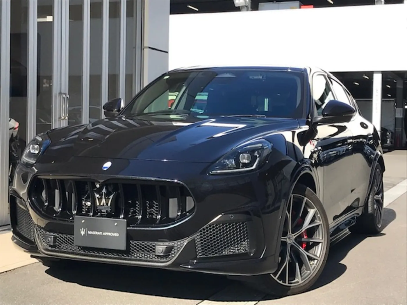 MASERATI グレカーレ トロフェオ