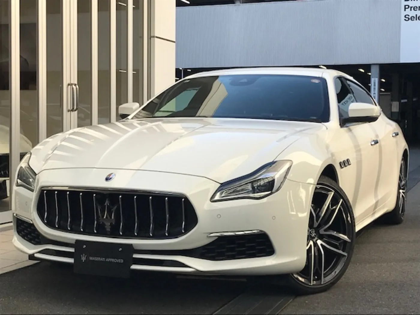 MASERATI クワトロポルテ グランルッソ