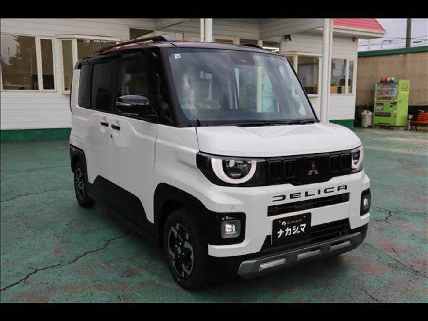 MITSUBISHI デリカミニ T プレミアム